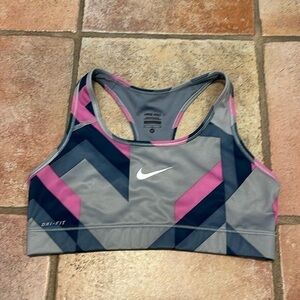 Nike sports bra Medium